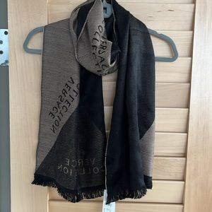 Versace Scarf Nero-beige